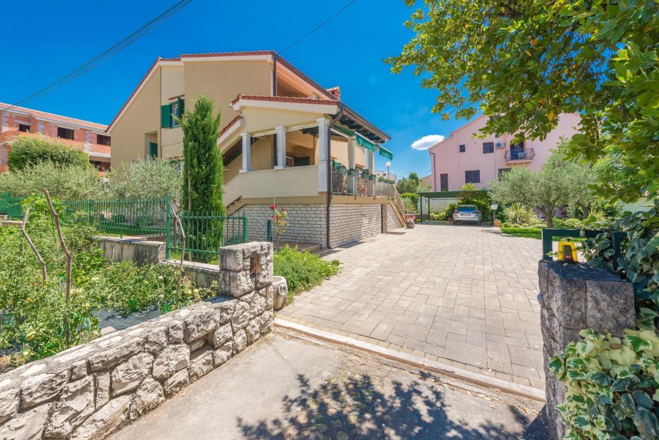 Villa Lux Nina With Six Bedrooms, Private Pool, Sauna Задар Экстерьер фото
